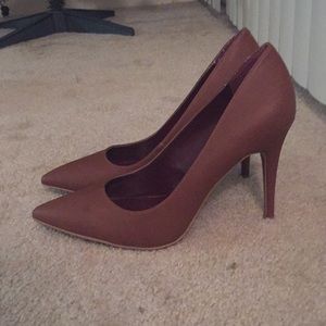 BCBGeneration Brown Pumps